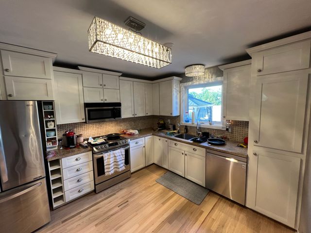 Kitchen after refinishing