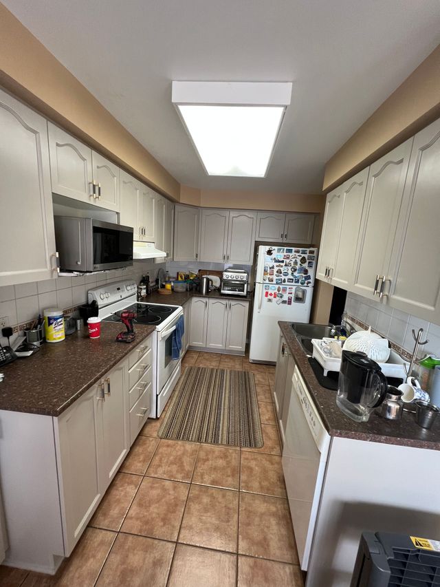 Kitchen after refinishing